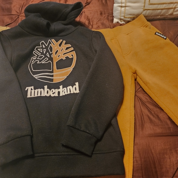 BOYS TIMBERLAND SWEATPANTS SET(HOODIE SET) - Picture 4 of 9